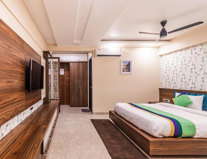 Lemon Wood Suites Pune Esterno foto