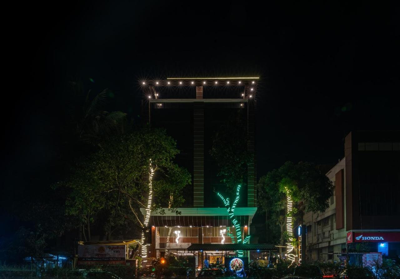 Lemon Wood Suites Pune Esterno foto