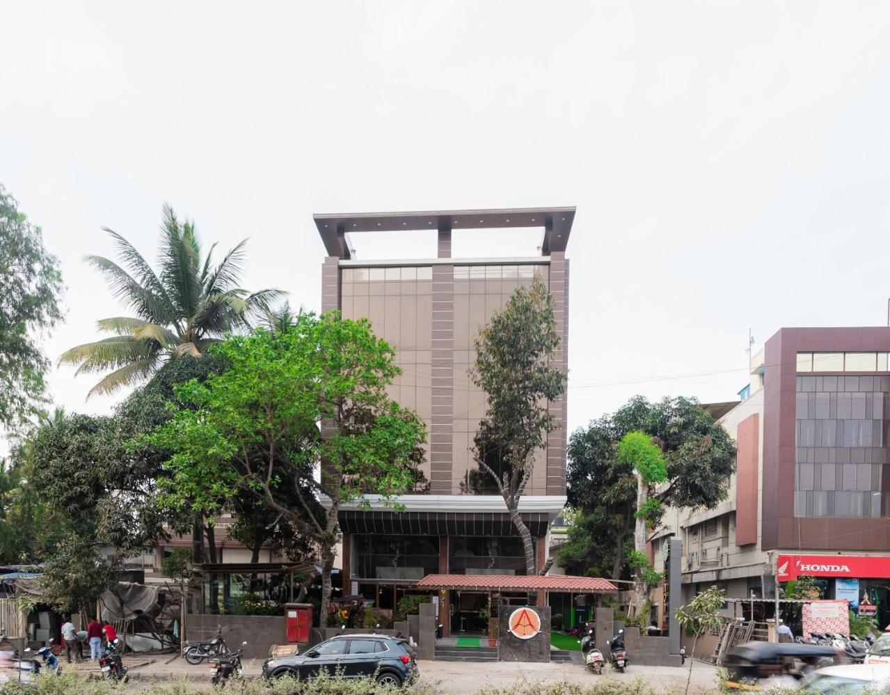 Lemon Wood Suites Pune Esterno foto